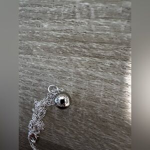 ✨Louis Vuitton Minimalist Pendent w Necklace✨